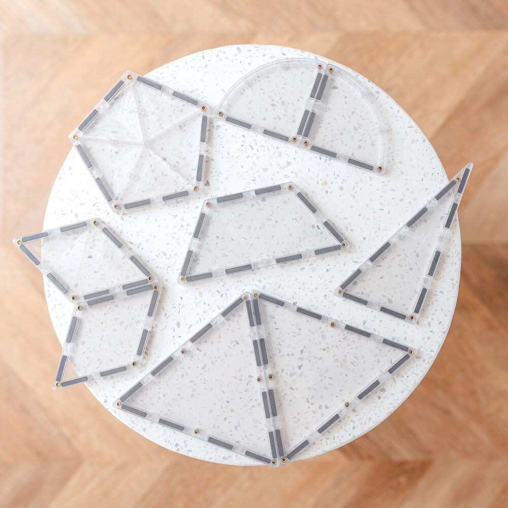 Detailfoto Connetix magnetische bouwtegels &ndash; geometrische transparante vormen