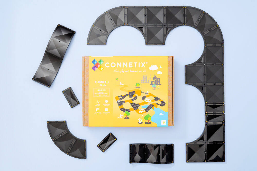 Connetix Roads Ramps detail van weg- en kruisingstegels