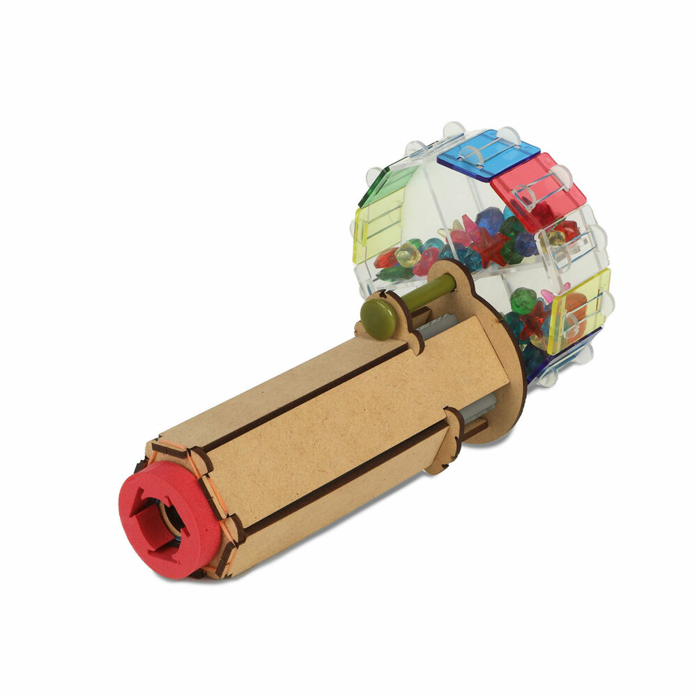 Smartivity Kaleidoscoop toont kleurrijke patronen door draaiende lens