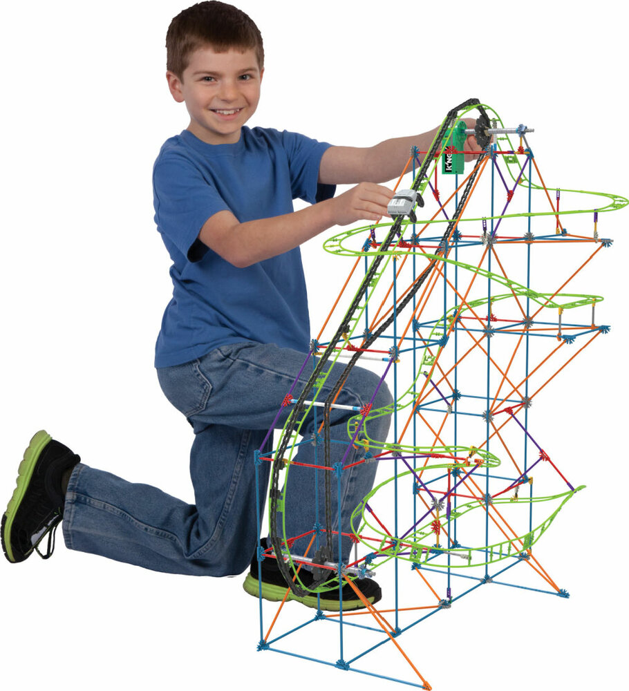 Achtbaanmodel uit K&rsquo;Nex Typhoon Frenzy Roller Coaster &ndash; 649-delig in actie