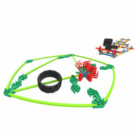 Speelsituatie met K&rsquo;Nex Classic Bouwset 40 Modellen &ndash; 700-delig