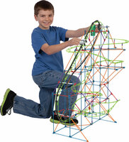 Achtbaanmodel uit K&rsquo;Nex Typhoon Frenzy Roller Coaster &ndash; 649-delig in actie